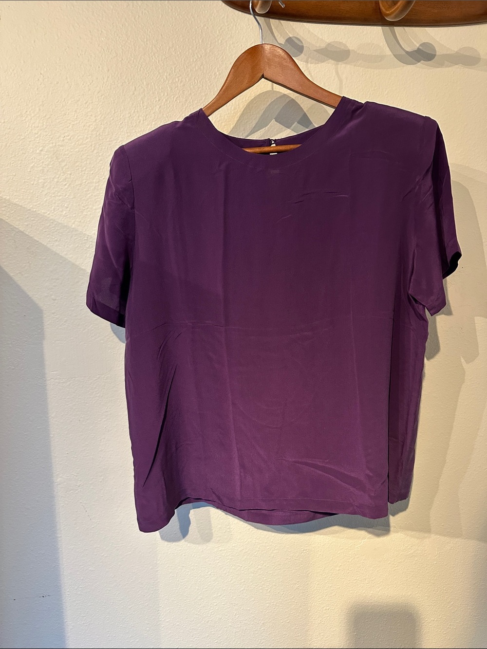VTG 100% Silk Short-Sleeve Women's Top